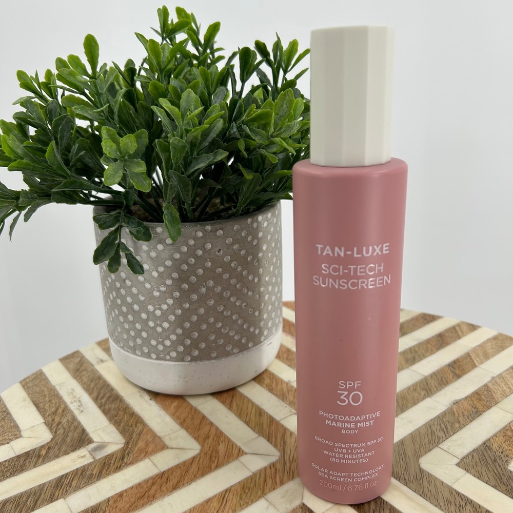 Tan-Luxe Sci-Tech Sunscreen SPF 30 Photoadaptive Marine Mist New Exp 09/2028